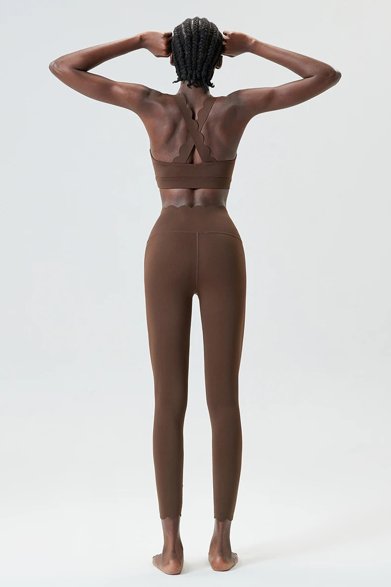 Ensemble de sport deux pièces pour femme, couleur unie, idéal pour le fitness et le yoga. 