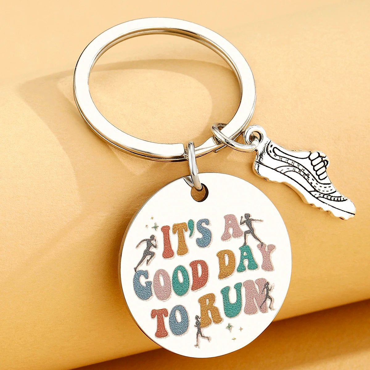 “It’s a Good Day to Run” Keychain – Track & Field Marathon Gift for Runners