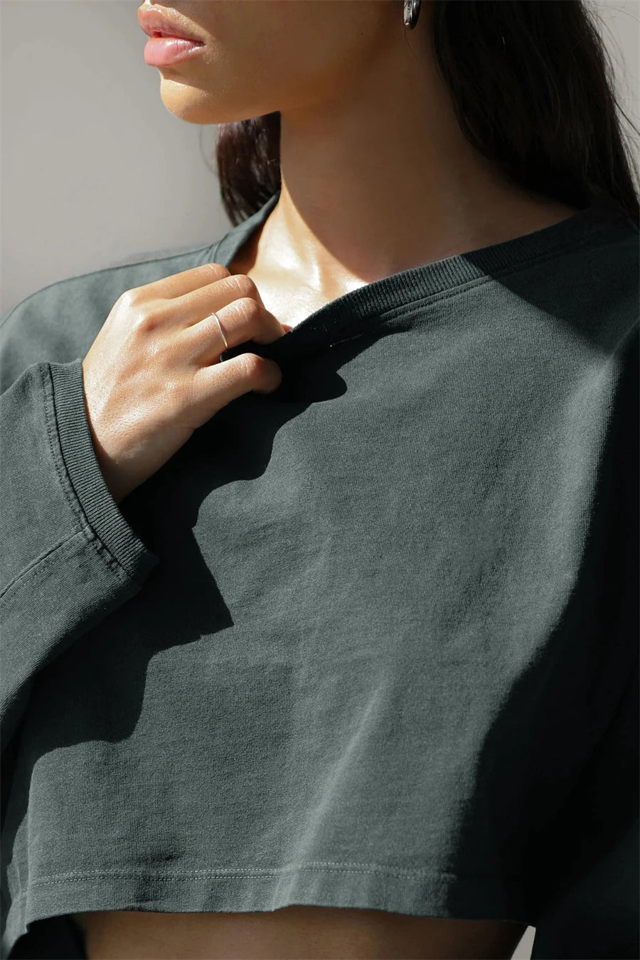 Women's Long Sleeve Sports Crop Top – Loose Gym Yoga T-Shirt Spring Autumn Fitness Wear